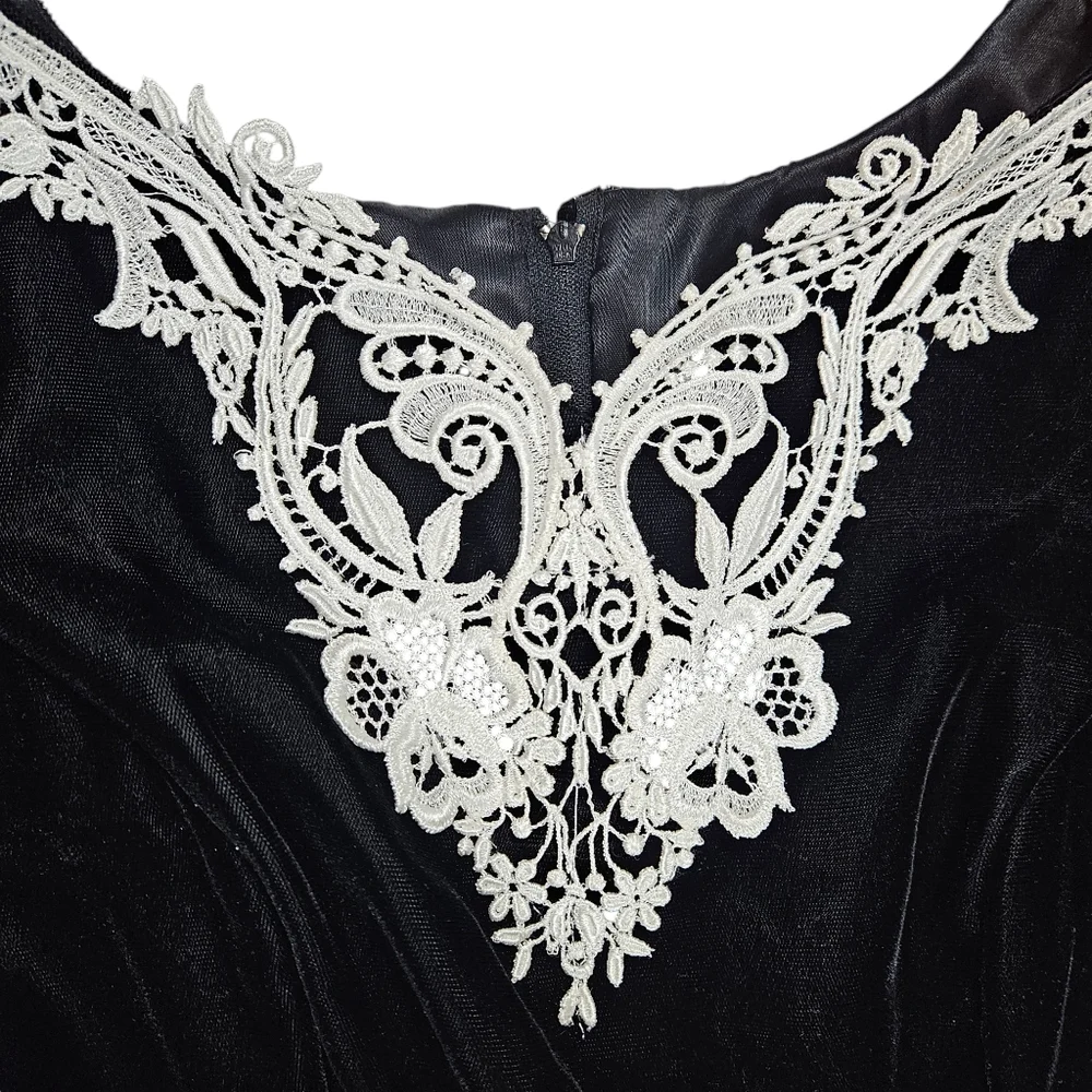 Vintage 80s Gunne Sax By Jessica McClinton Lace Collar Black Velvet Dress Sz 4 ? - Picture 11 of 16
